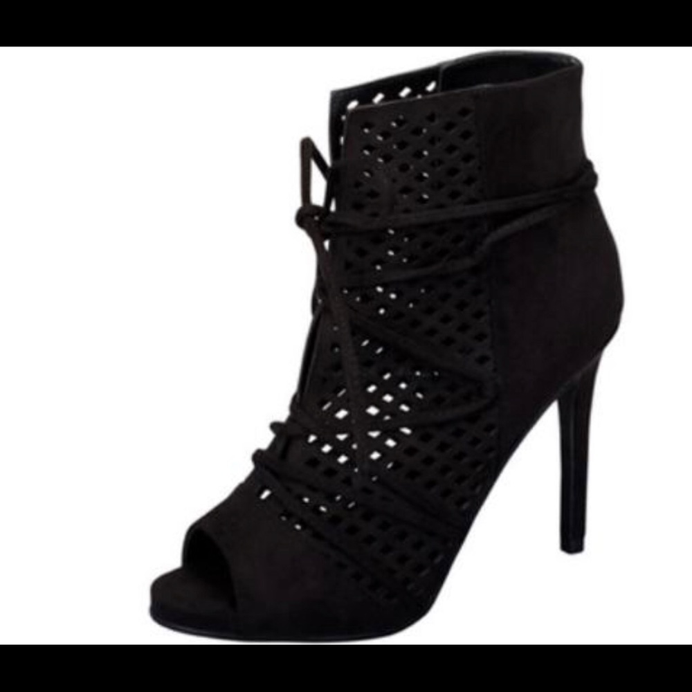 Black open tie heel